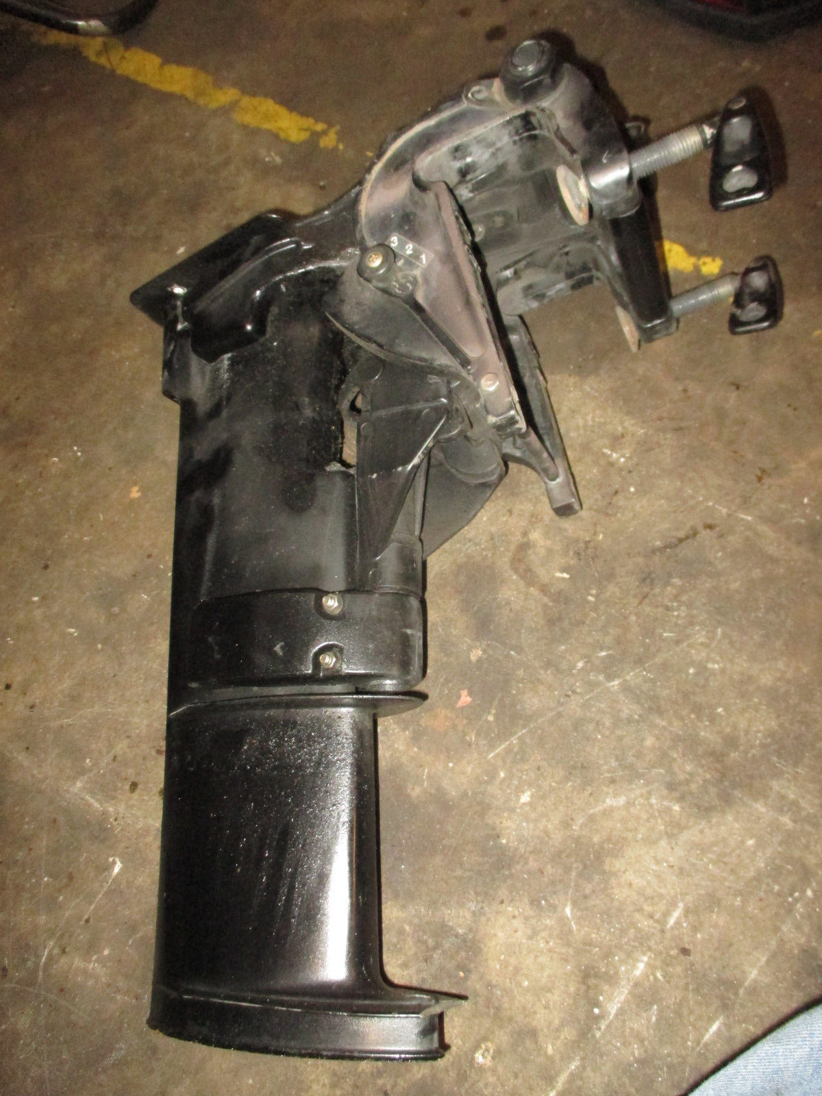 Mercury 8hp 2 stroke outboard 20" mid section