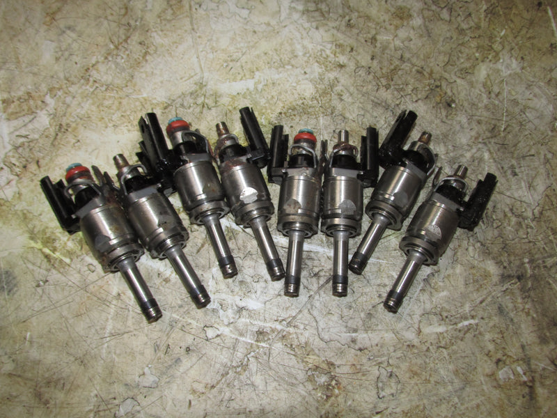 Yamaha 425hp XT0 V8 4 Stroke Outboard Fuel Injector Set (6GR-13761-00-00)