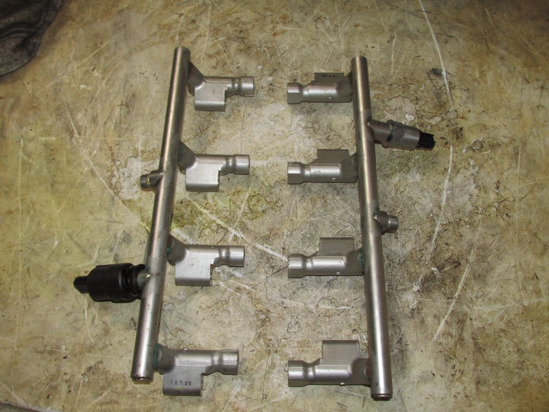 Yamaha 425hp XT0 V8 4 Stroke Outboard Fuel Rail Set (6GR-13160-09-00)