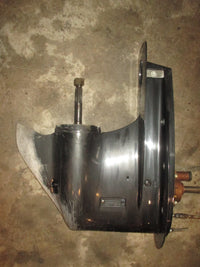 Load image into Gallery viewer, Suzuki DF70 70hp 4 Stroke outboard 20 Inch Shaft Lower Unit
