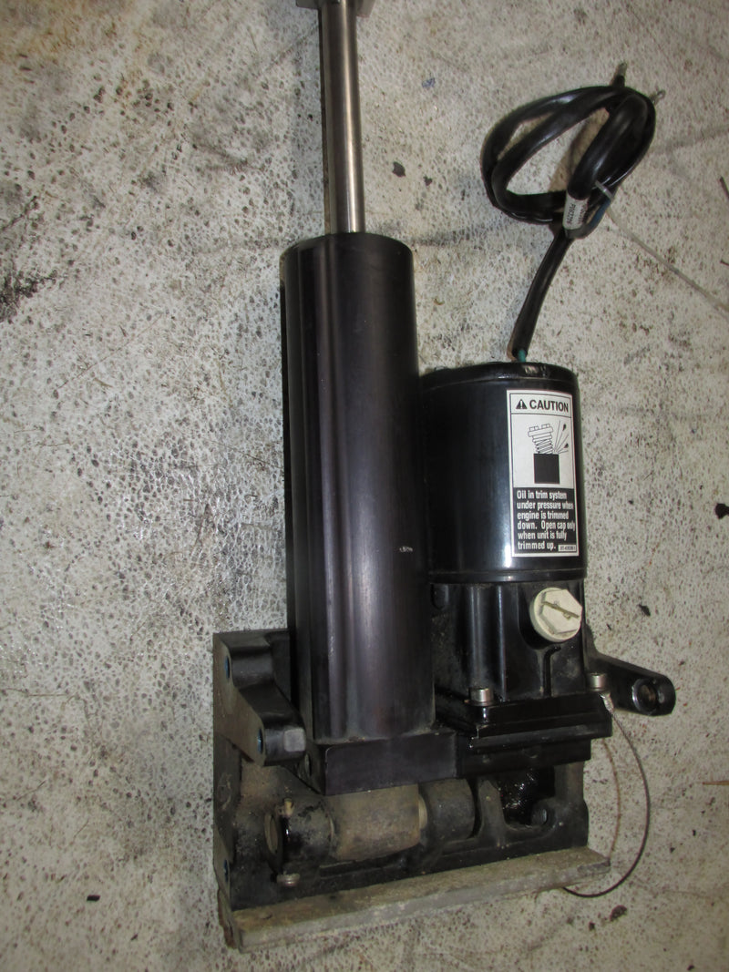 Mercury 90/115hp 2 Stroke Outboard Tilt Trim Unit