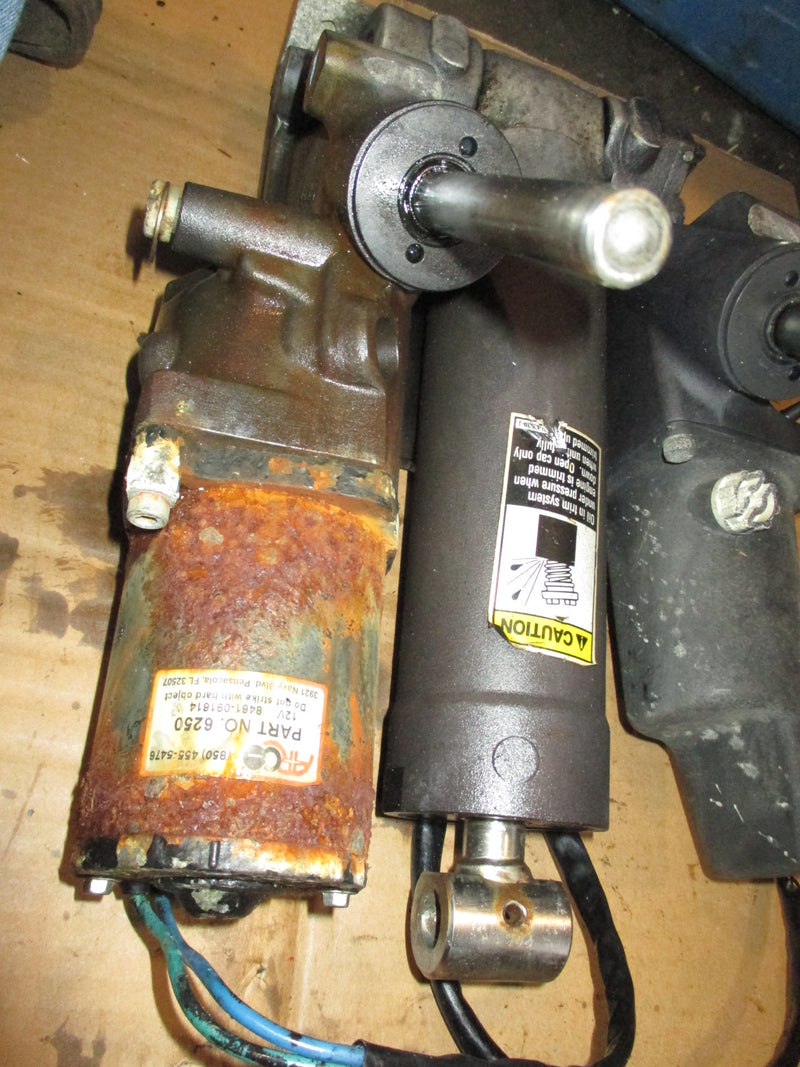 Mercury optimax 225hp 3.0L outboard ARCO tilt trim unit