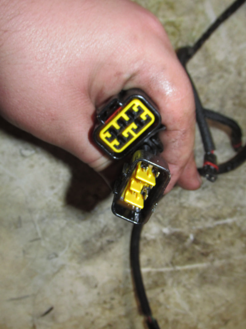 Yamaha 425hp XT0 V8 4 Stroke Outboard Injector Harness Set (6GR-82386-00-00)