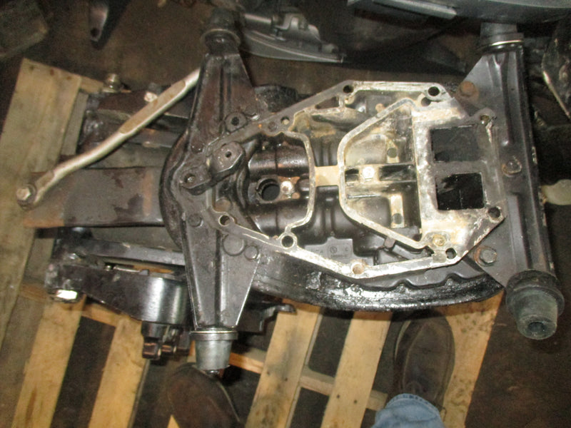 Mercury 150hp 2 stroke outboard 20" midsection PARTS ONLY