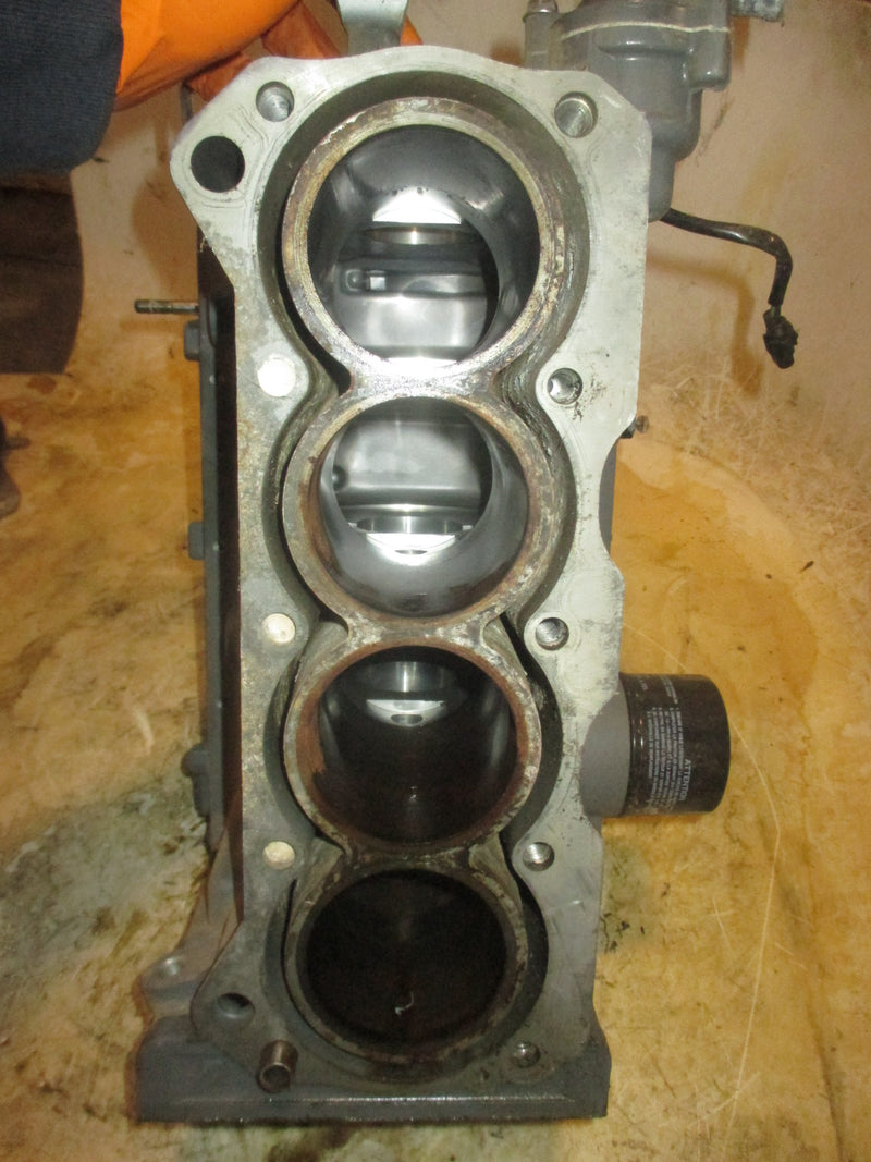 Suzuki DF70 70hp 4 Stroke outboard Crankcase Block