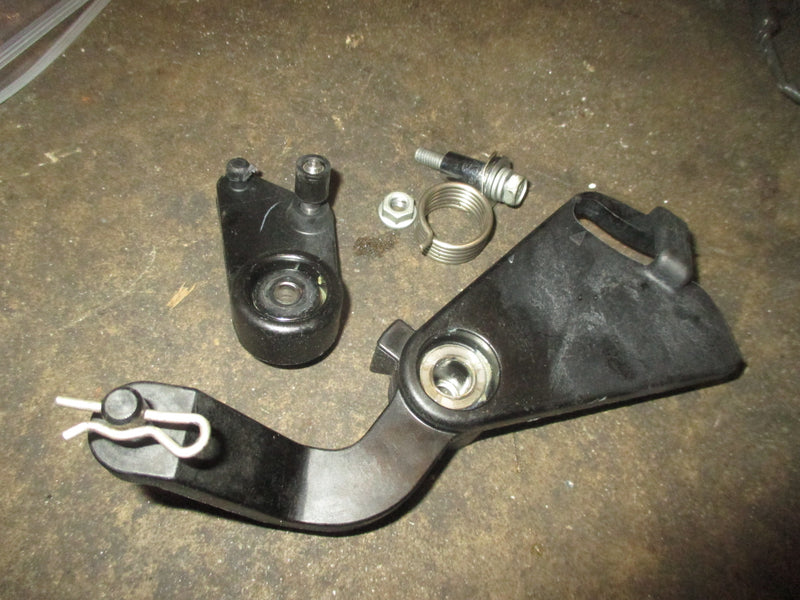 Yamaha 115hp 4 stroke outboard Throttle bracket (68V-42154-00)