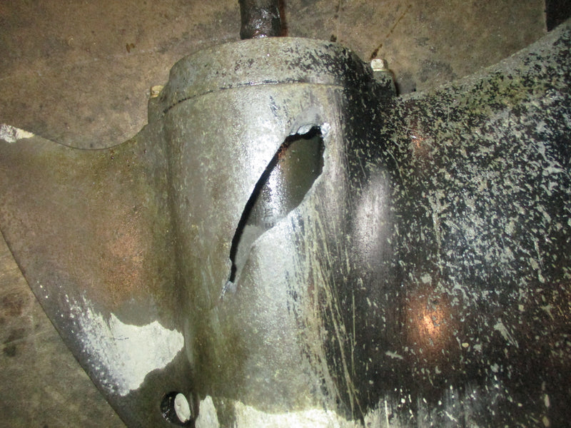 Suzuki DF60 outboard 20" lower unit