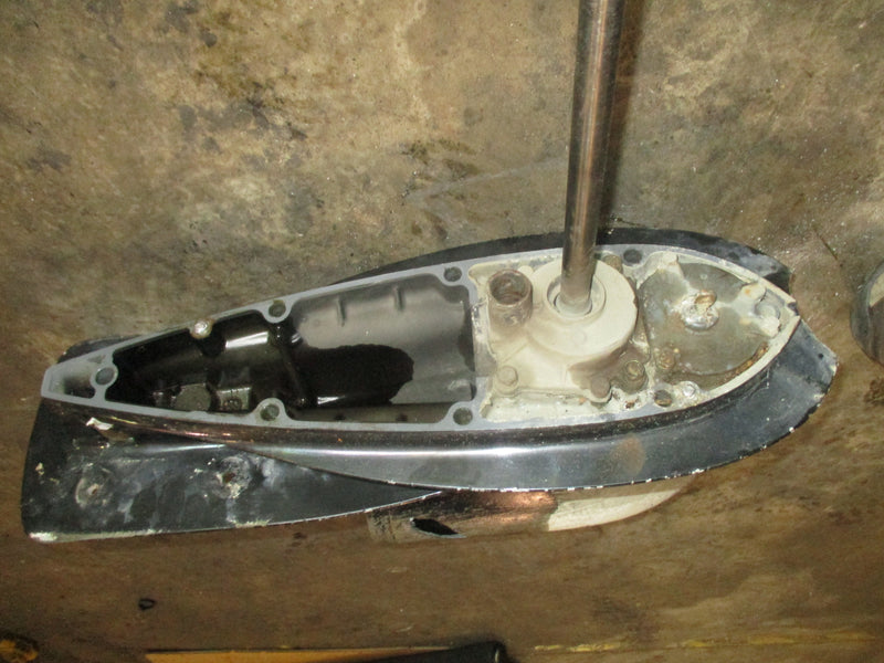 Suzuki DF60 outboard 20" lower unit