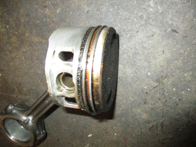 Yamaha 40hp 4 stroke outboard piston and rod (65W-00)