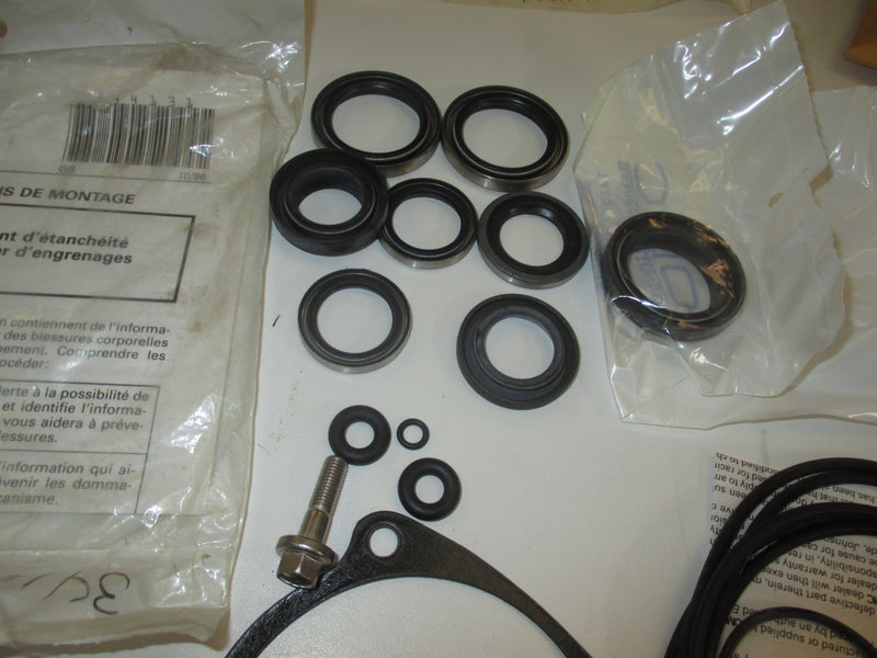 Johnson Evinrude OMC outboard lower unit  seal kit (439141)