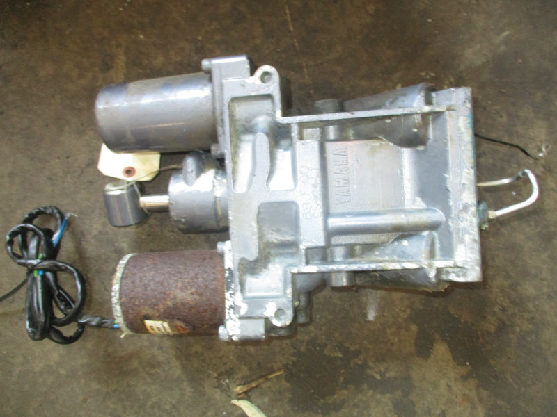 Yamaha 225hp 4 stroke outboard Tilt trim unit