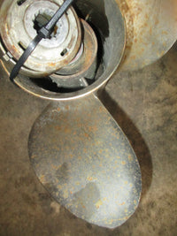 Load image into Gallery viewer, Suzuki DF 60/ 70 hp outboard propeller 13 1/4 x 16
