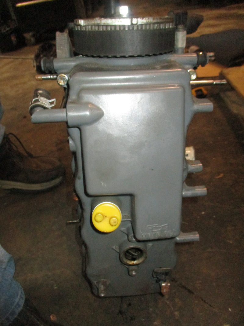 Suzuki DF60 outboard crankcase powerhead
