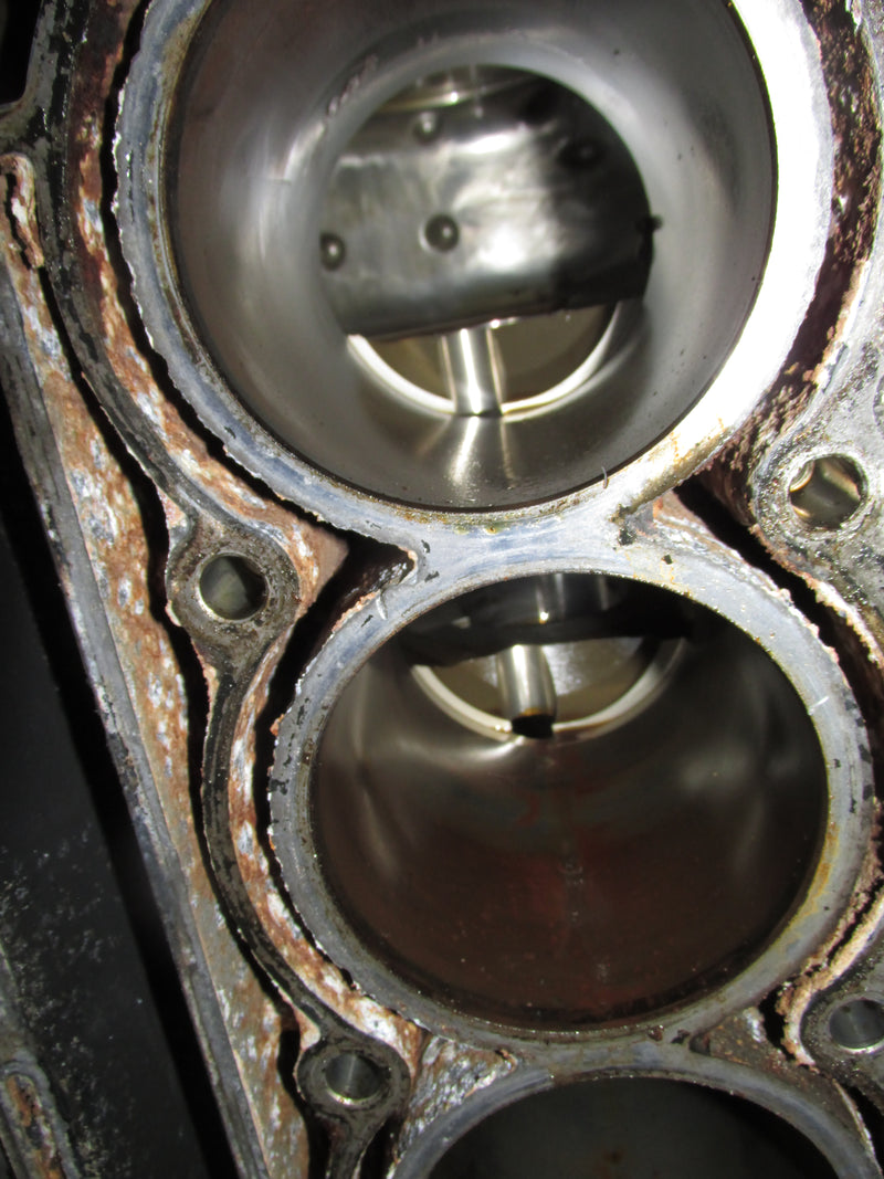 Suzuki DF200 200hp V6 Outboard Crankcase Block