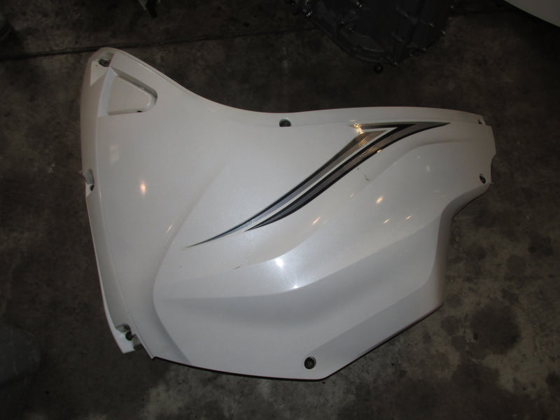 Yamaha 425hp XT0 V8 4 Stroke Outboard Starboard Side Cover (6GR-0)