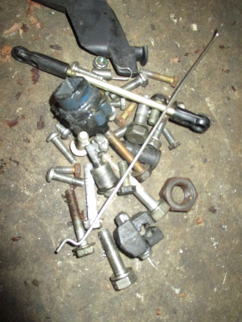 Mercury 8hp 2 stroke outboard miscellaneous bolt set