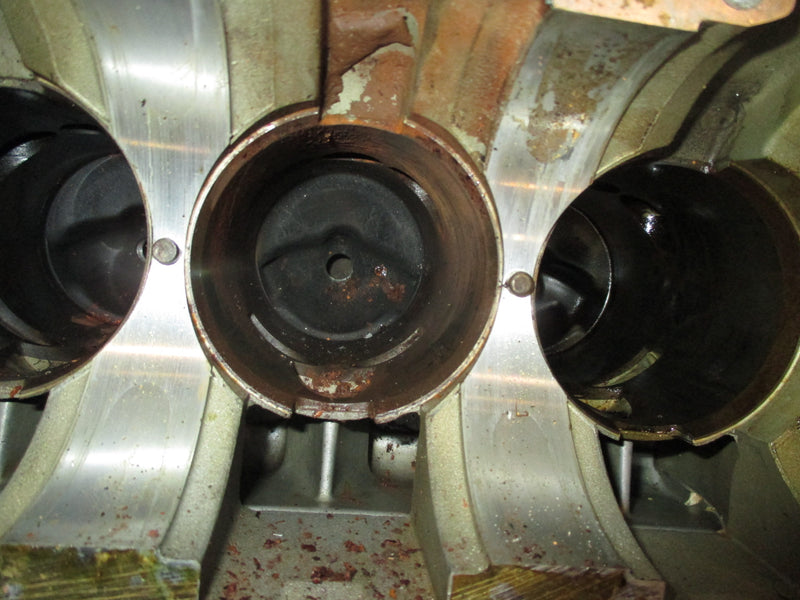 Mercury 60hp 2 stroke outboard crankcase block