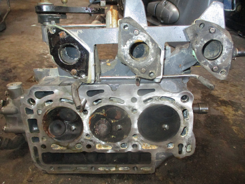 Honda 30hp 4 stroke outboard cylinder head (12200-ZW2-415ZA)
