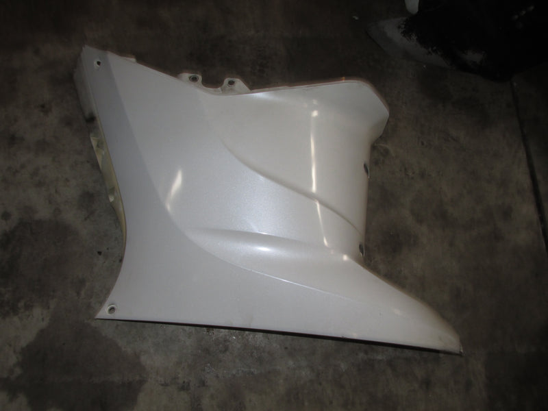 Yamaha 425hp XT0 V8 4 Stroke Outboard Starboard Midsection Cover