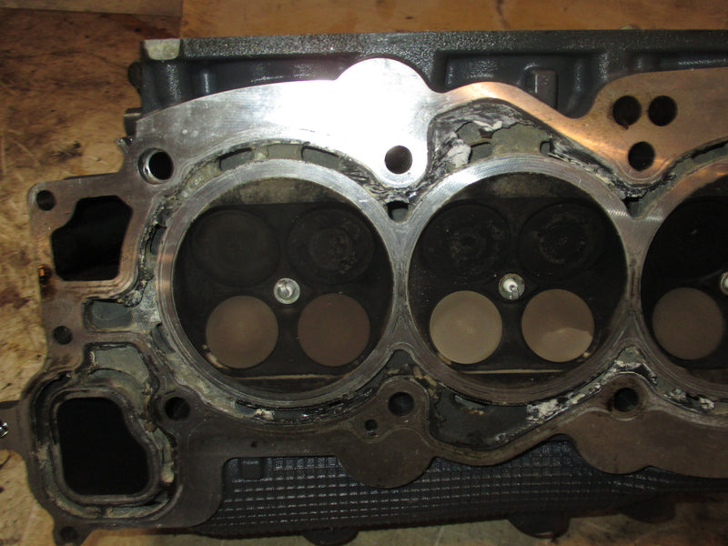 Yamaha 300hp 4 stroke outboard starboard cylinder head (6CE-00)