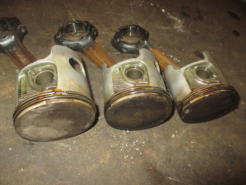 Yamaha 250hp OX66 2 stroke outboard starboard piston and rod set of 3 (62J)
