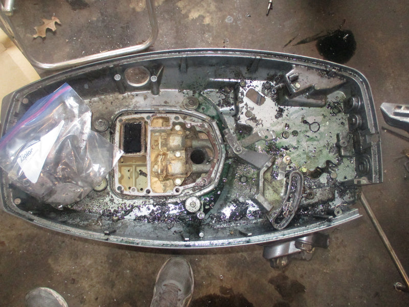 Yamaha 50hp 2 stroke outboard 20" shaft midsection