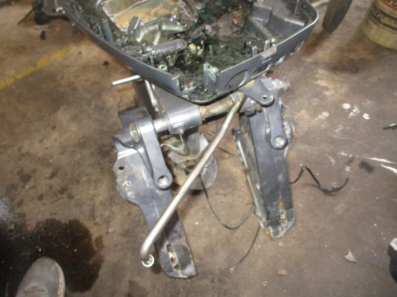 Yamaha 50hp 2 stroke outboard 20" shaft midsection