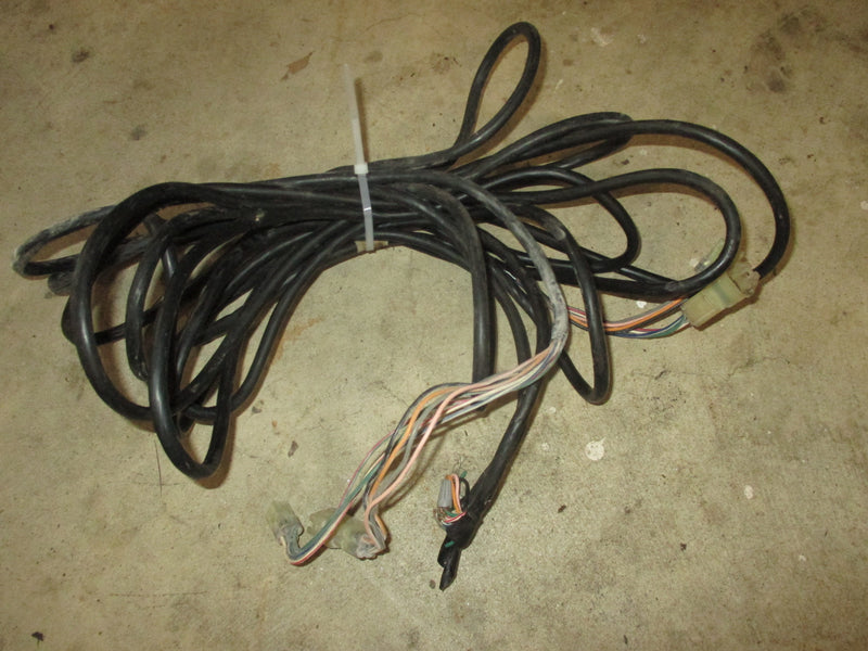 Yamaha trim / oil level sender harness (8 wires)
