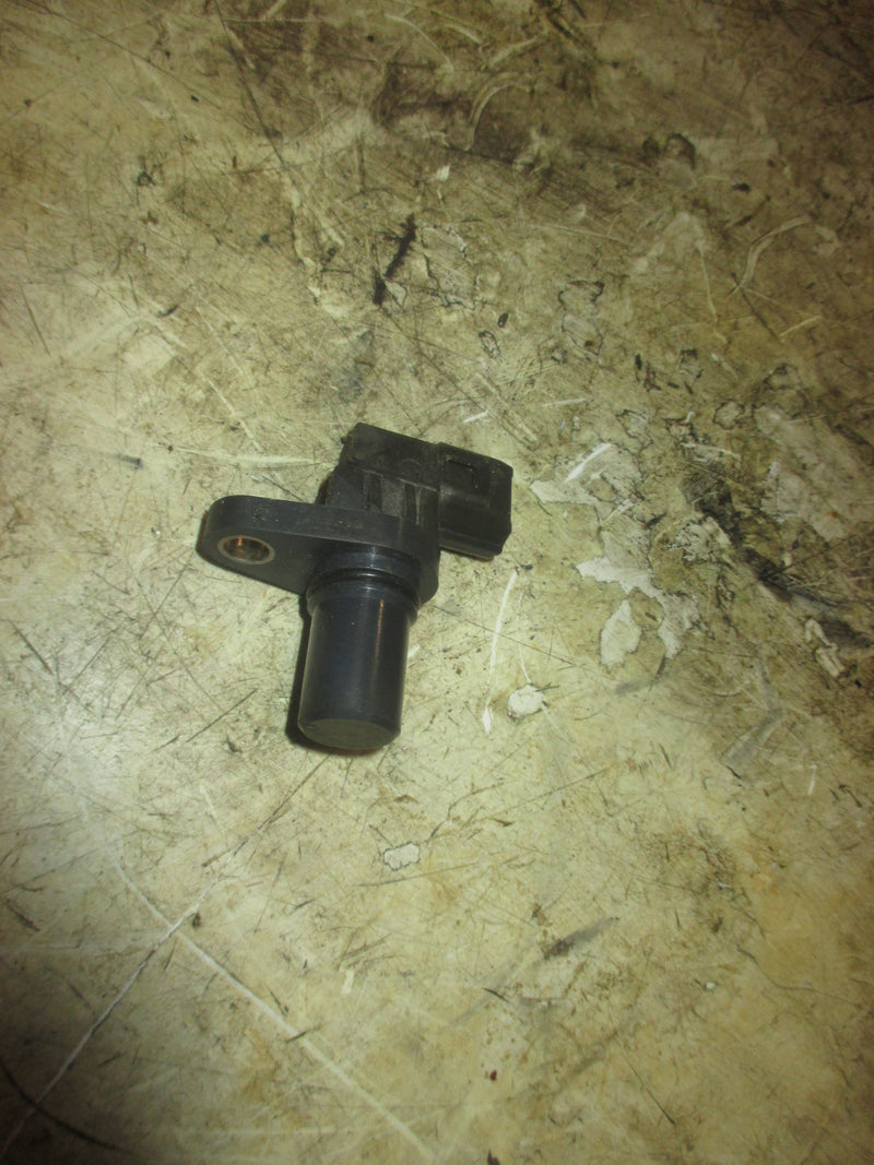 Suzuki DF70 70hp 4 Stroke outboard Cam Position Sensor (33220-84G00)