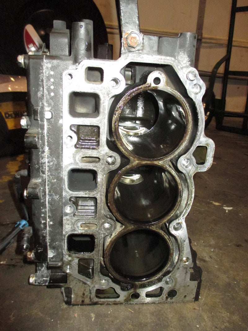 Mercury 40hp 4 stroke outboard crankcase block