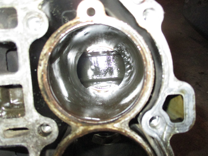 Mercury 40hp 4 stroke outboard crankcase block