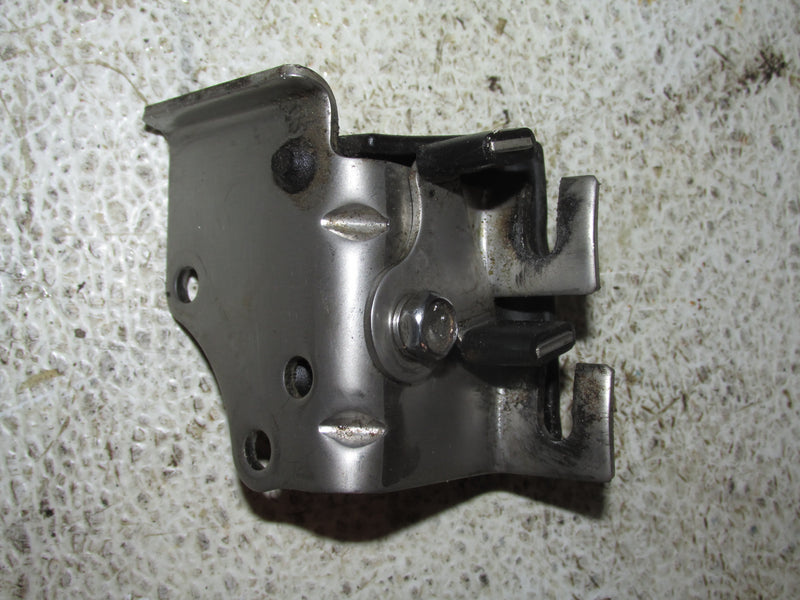 Suzuki DF200 200hp V6 Outboard Throttle & Shifter & Cable Holder (37725-93J11)