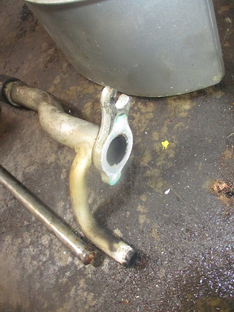 Honda 30hp 4 stroke outboard mid section and components