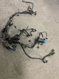Load image into Gallery viewer, Evinrude 135hp Ficht 2 stroke outboard engine wiring harness 586717
