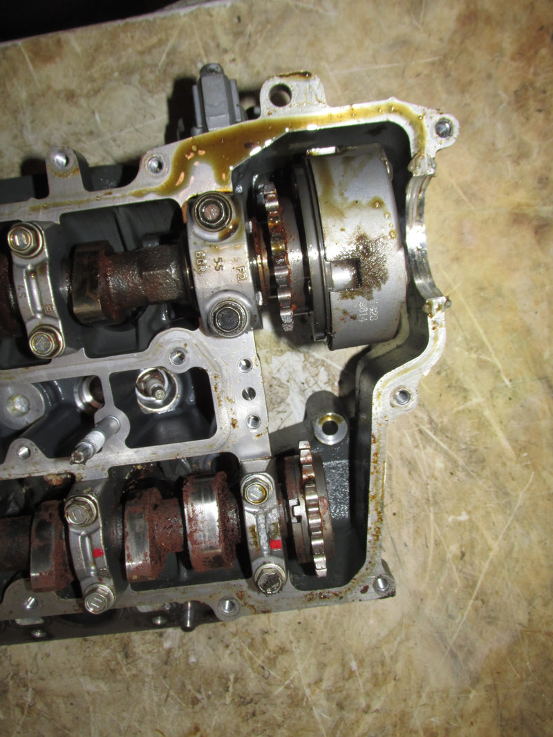 Yamaha 425hp XT0 V8 4 Stroke Outboard Starboard Cylinder Head (6GR-00)