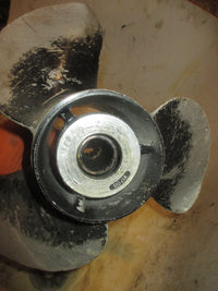 Load image into Gallery viewer, Suzuki DF70 70hp 4 Stroke outboard Aluminum Propeller 13 1/4 X 17
