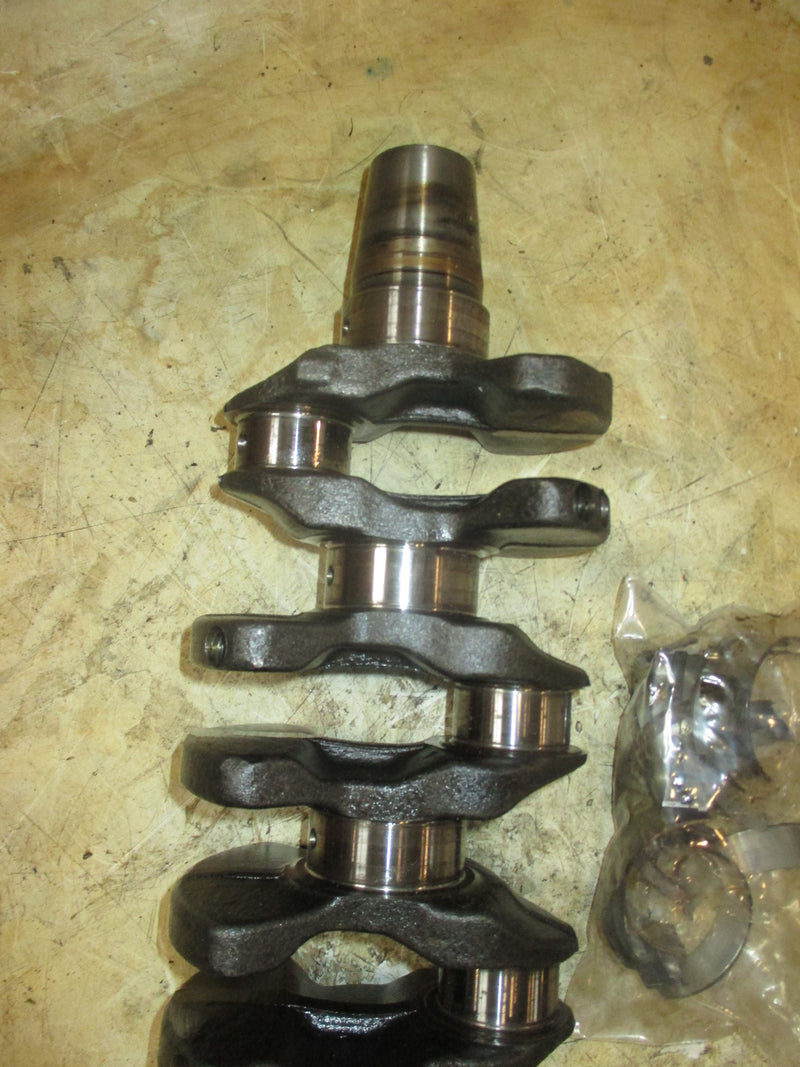Johnson/Suzuki 90 hp 4 stroke outboard crankshaft (5033523)