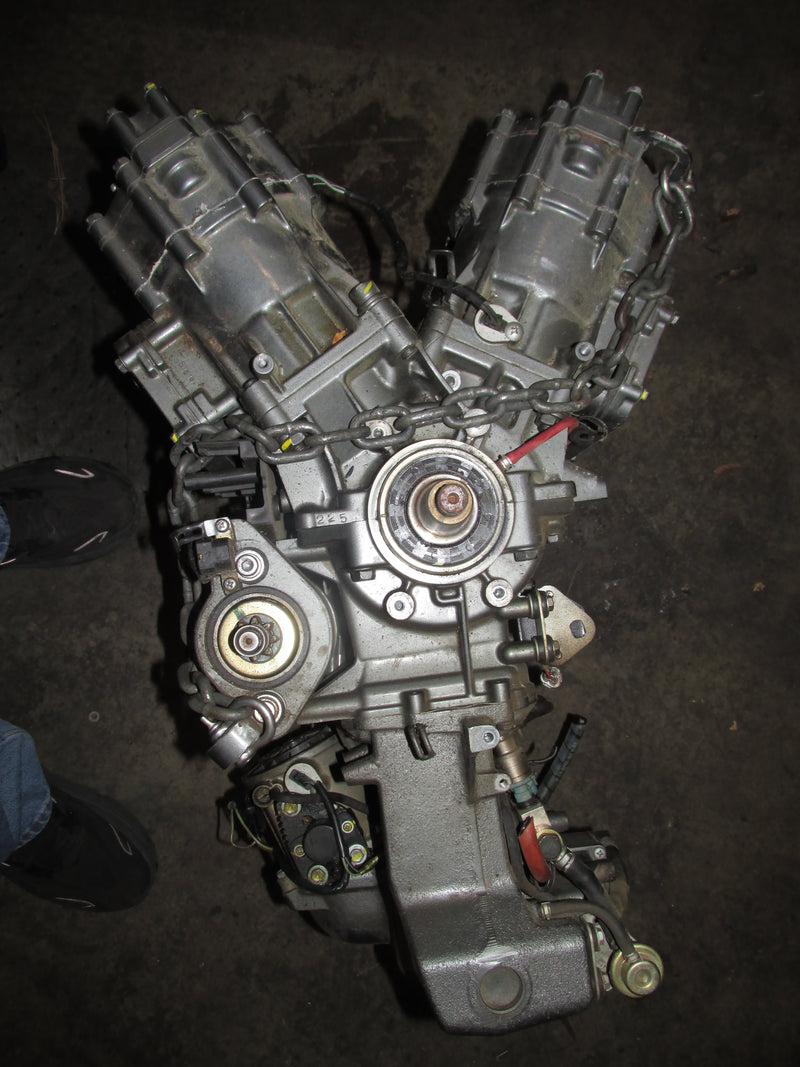 Suzuki DT225 225hp Outboard Crankcase Powerhead