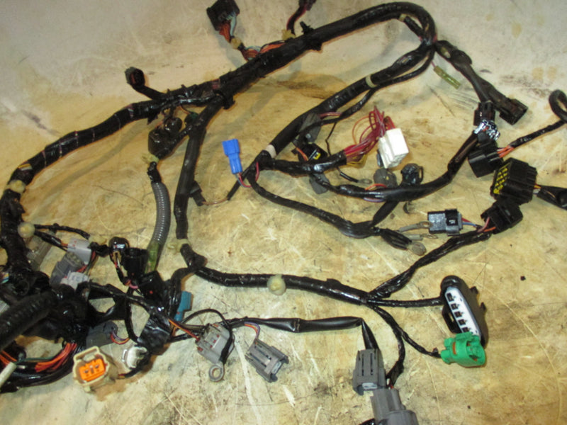 Yamaha 300hp 4 stroke outboard engine wiring harness (6CE-82590-00)