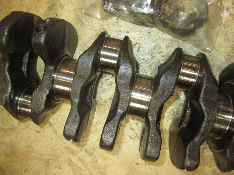Johnson/Suzuki 90 hp 4 stroke outboard crankshaft (5033523)