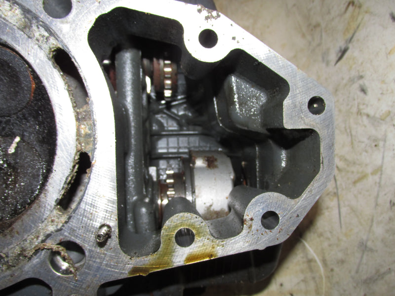 Yamaha 425hp XT0 V8 4 Stroke Outboard Starboard Cylinder Head (6GR-00)