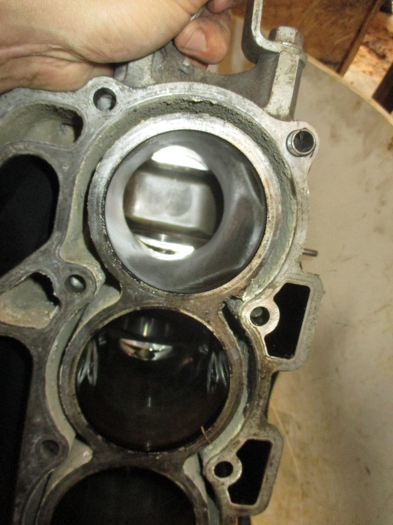 Johnson/Suzuki 90 hp 4 stroke outboard crankcase block