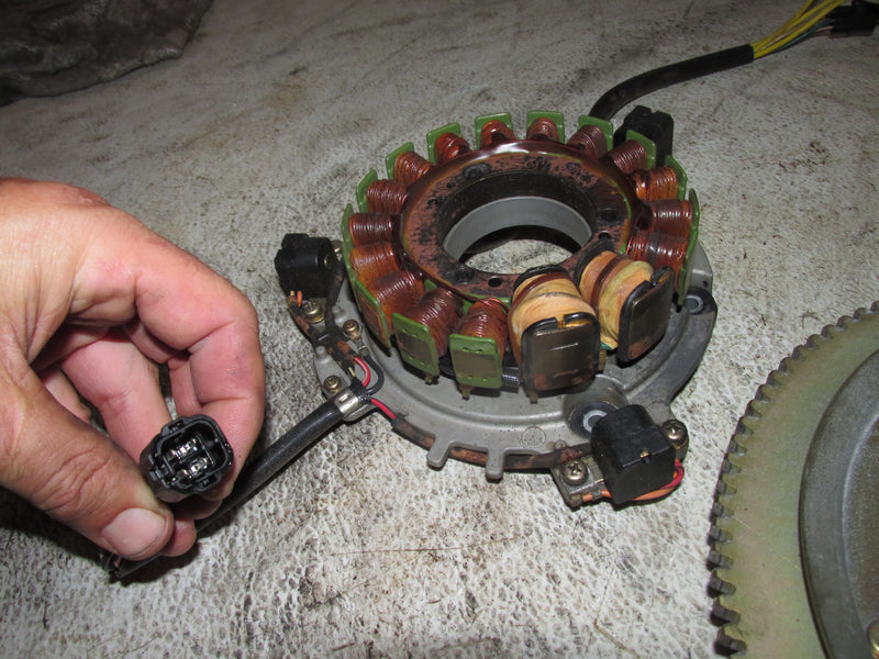Suzuki DT225 225hp Outboard Flywheel/Stator/Timer Base Set (32101-92E10)