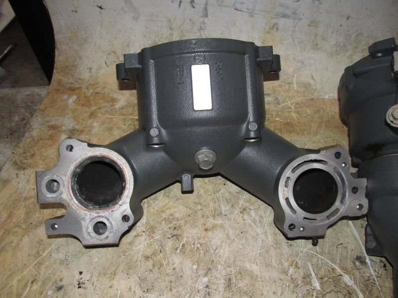 Yamaha 425hp XT0 V8 4 Stroke Outboard Exhaust Manifold Set (6GR-14615-00-9S)