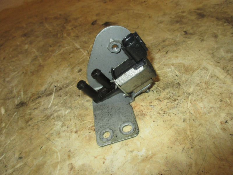 Yamaha 300hp 4 stroke outboard solenoid valve (6C5--86120-00)