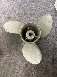 Load image into Gallery viewer, Michigan Rapture outboard 15 spline 993005 14.25x21 propeller
