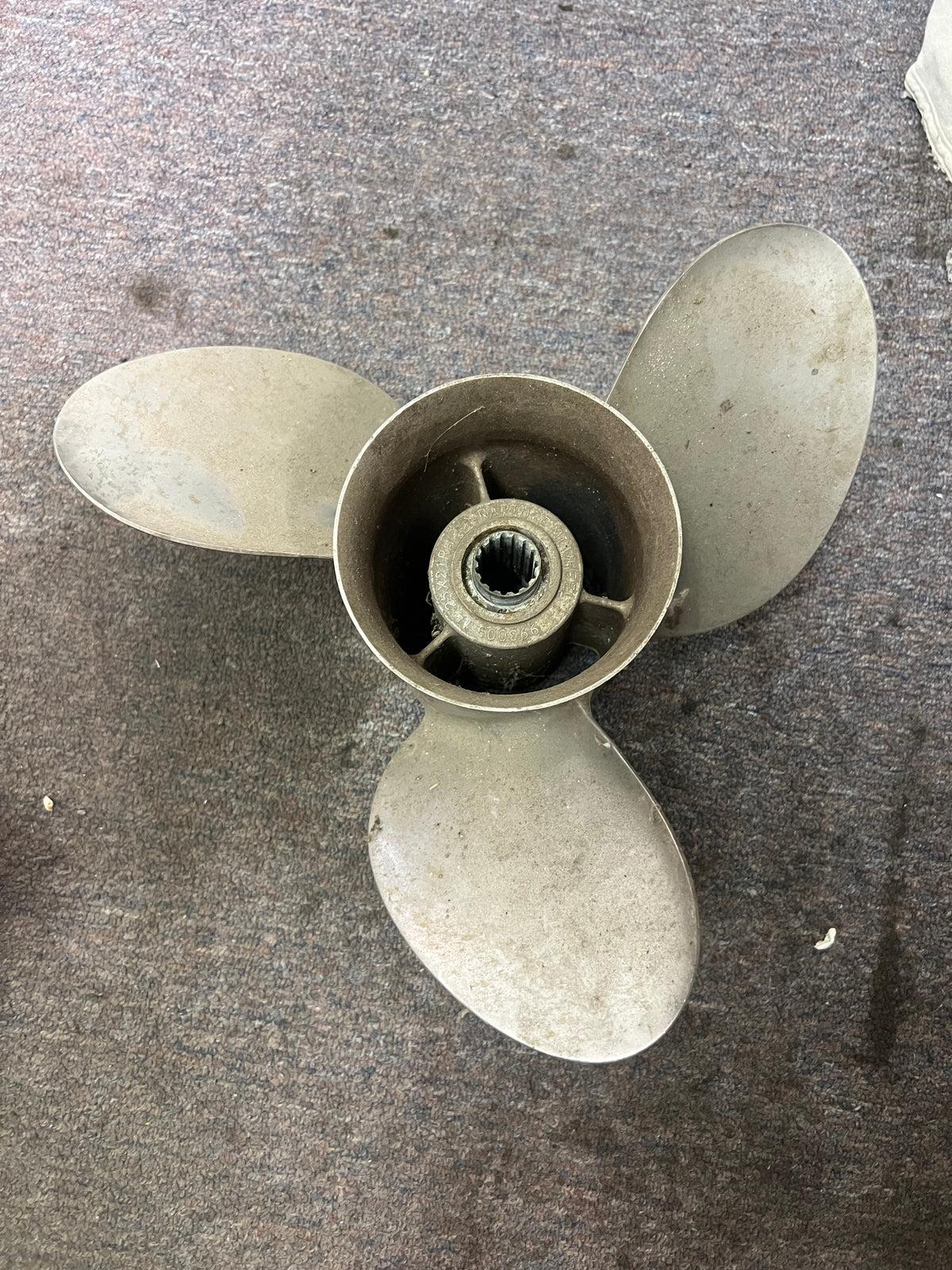 Michigan Rapture outboard 15 spline 993005 14.25x21 propeller