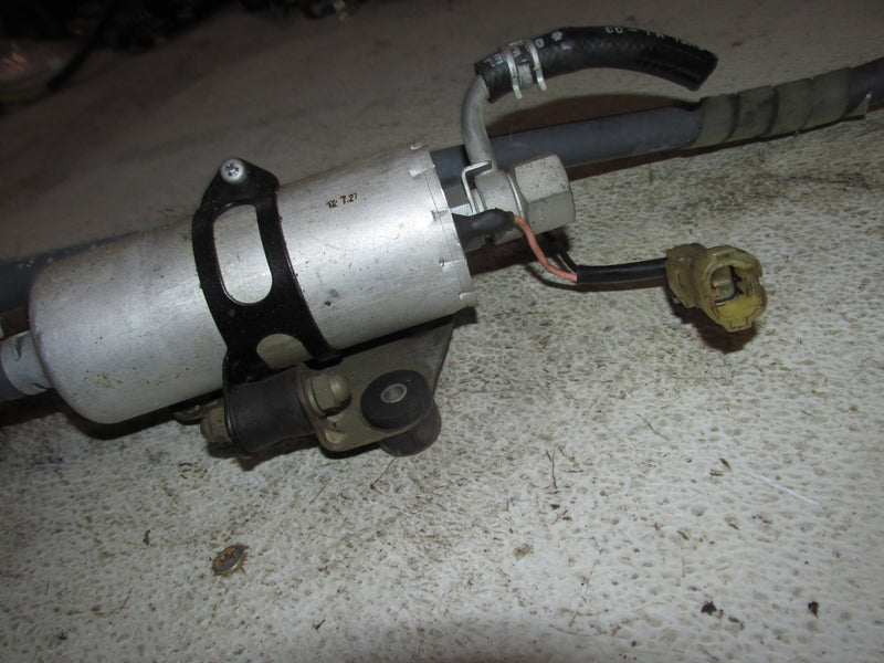 Suzuki DT225 225hp Outboard Electric Fuel Pump Set (15100-92E02)