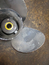 Load image into Gallery viewer, Suzuki DF70 outboard Solas aluminum prop (9411-135-15)
