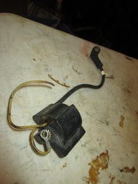 Load image into Gallery viewer, Johnson 2 stroke outboard ignition coil (581998)
